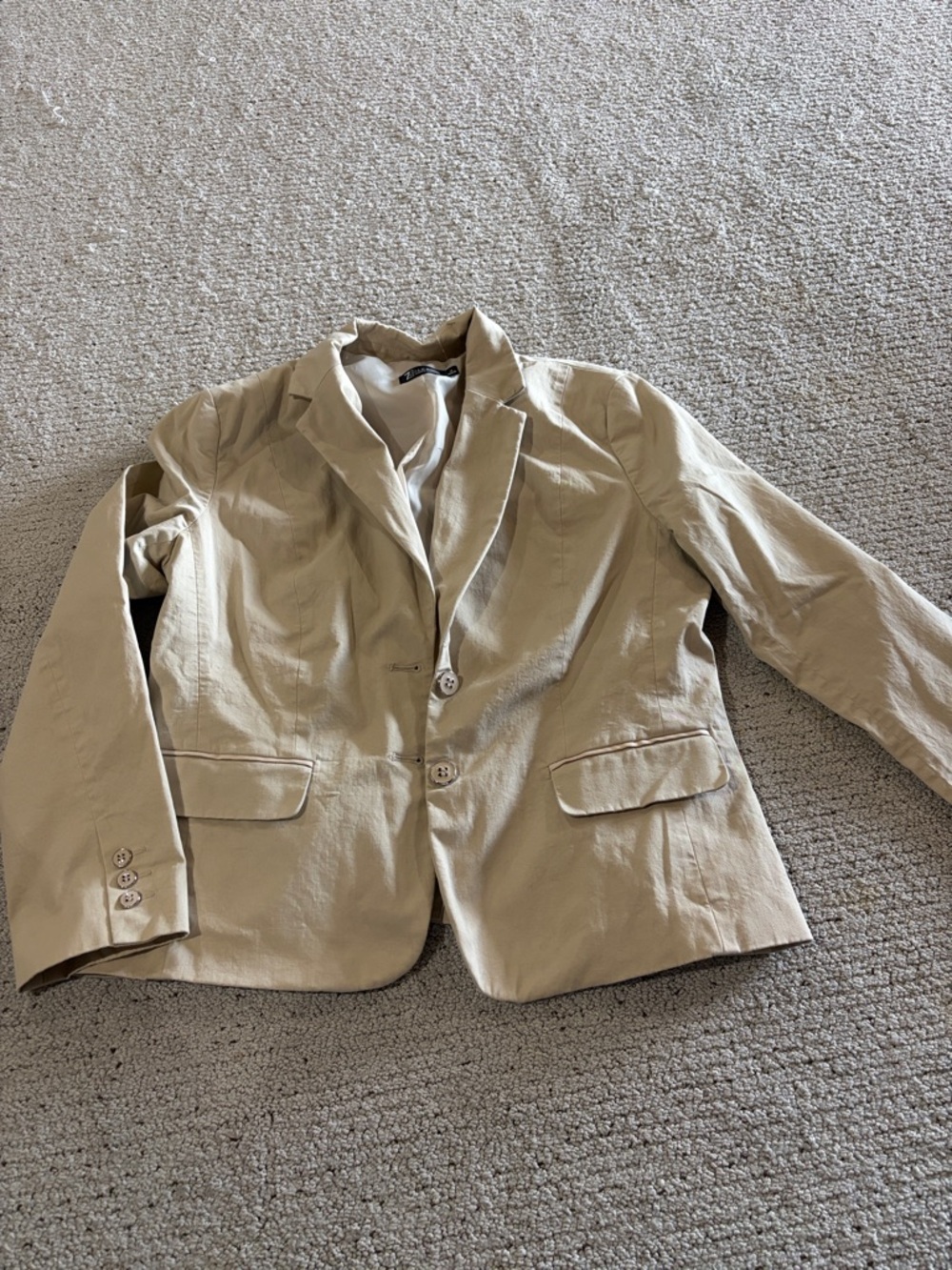 New York & Company Beige Women's Tailored Blazer fits like 16